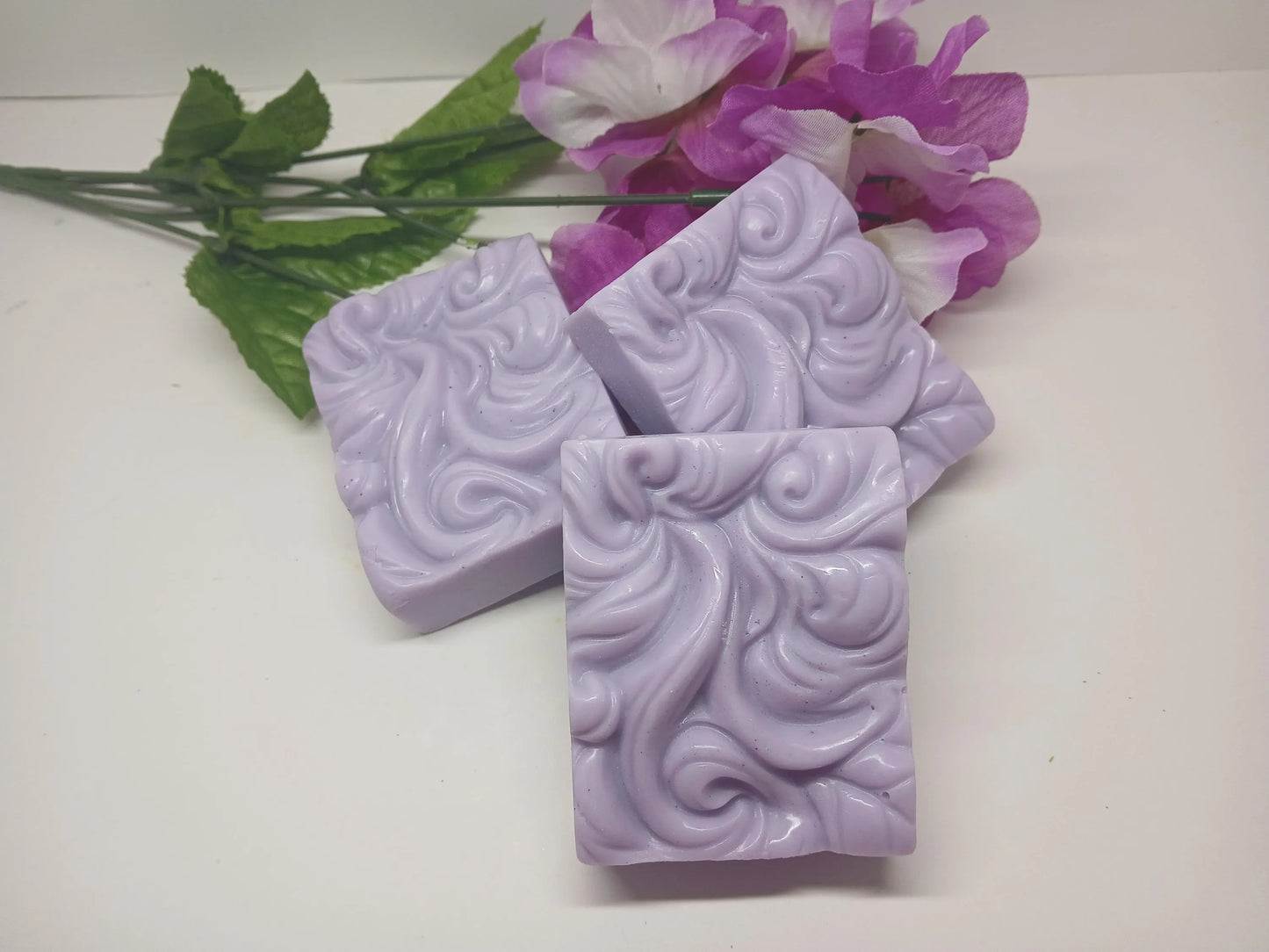 Tulip Soap Bar | Natural Handmade Soap | Fresh Floral Skincare | Vegan Bath Bar | Spring Gift Soap | Botanical Aromatherapy Soap