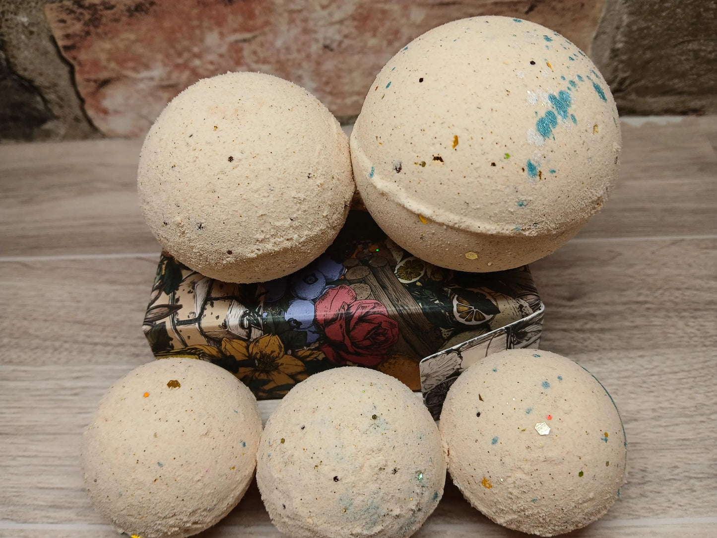 Neroli & Ylang Ylang Bath Bomb – Relaxing Aromatherapy Spa Fizzy for Stress Relief & Glowing Skin