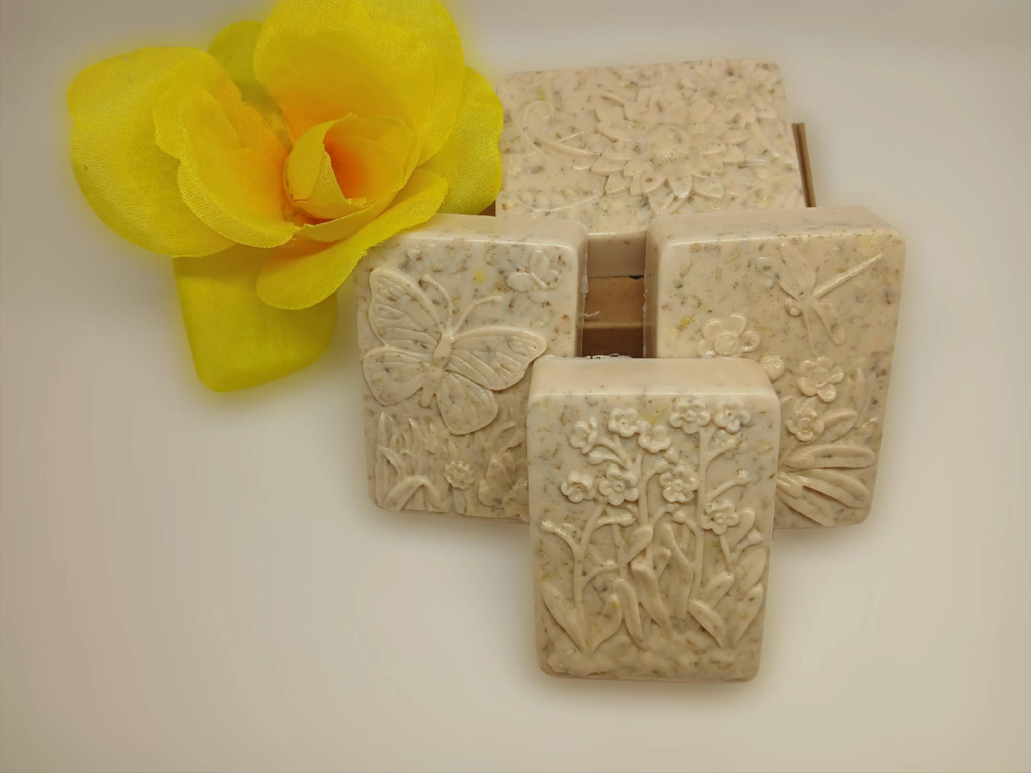 Sandalwood Honey Oat Soap | Natural Handmade Soap | Moisturizing Skincare Bar | Gentle Exfoliating Soap | Spa Gift for Him & Her